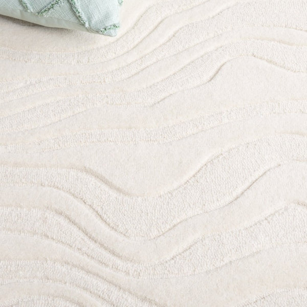 Safavieh Rodeo Drive Hand Tufted Wool Area Rug with Plush Wave Pattern for Living Rooms Off-White 10'-0" x 14'-0" RD451A-10