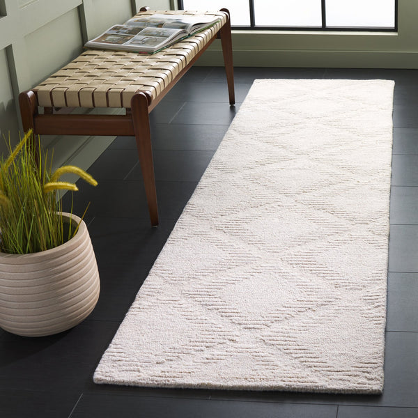 Safavieh Rodeo Hand-tufted Area Rug - Luxurious Wool & Cotton Blend With Geometric Design For Elegant Spaces Ivory 80% Wool & 20% Cotton Rd676a-8