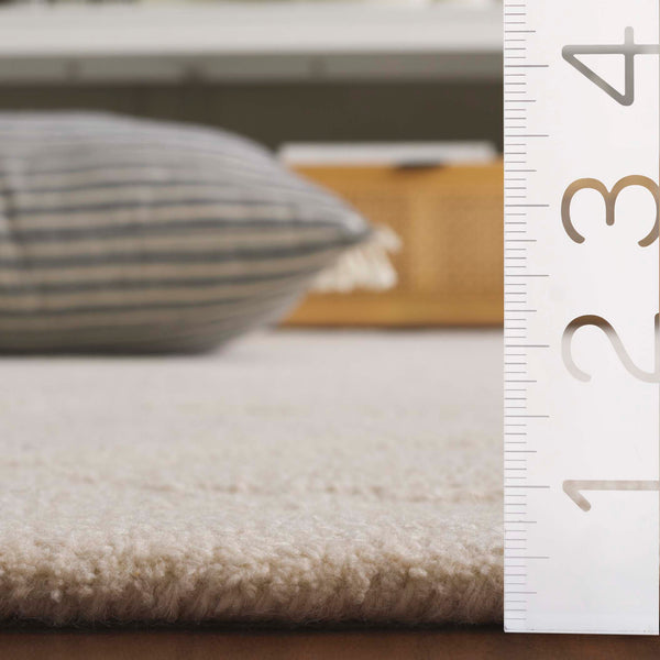 Safavieh Rodeo Hand-tufted Area Rug - Luxurious Wool & Cotton Blend With Geometric Design For Elegant Spaces Ivory 80% Wool & 20% Cotton Rd676a-8