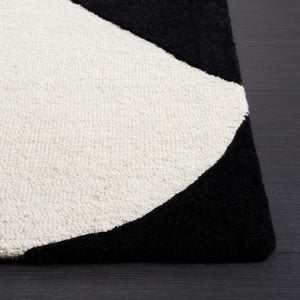 Rodeo Drive Hand Tufted Wool Cotton Rug with Latex Backing for Modern Home Décor Elegance