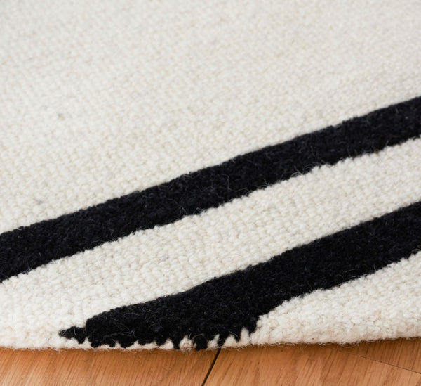 Safavieh Rodeo Drive Hand Tufted Wool Cotton Round Rug Geometric Ivory Black Living Room RD860B-8R