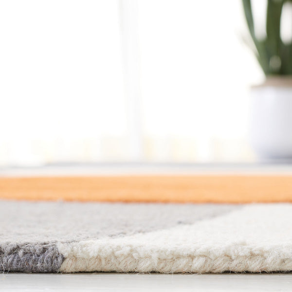 Rodeo Drive 883 Hand Tufted Contemporary Wool Cotton Rug with Latex Backing for Modern Spaces