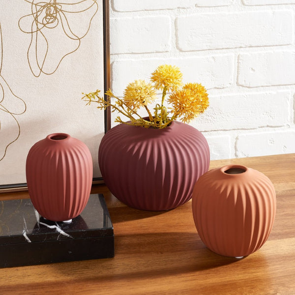 Safavieh JACIE, Sculptural Ceramic Vase Set of 3 in Amaranth & Dark Orange for Elegant Home Decor RDC4000C-SET3