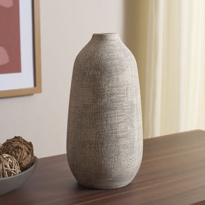 Safavieh OIA,10.75", Elegant Grey Ceramic Vase with Whitewash Finish for Stylish Home Décor Accents RDC4031A