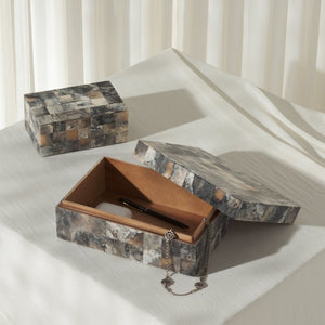 Safavieh LORI, Antique Green and Horn Decorative Box Set - Stylish Storage for Home Décor & Keepsakes RDC5004A-SET2