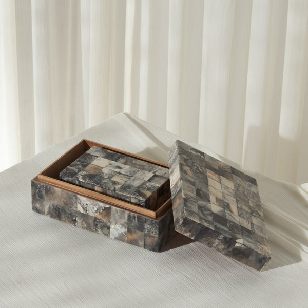 Safavieh LORI, Antique Green and Horn Decorative Box Set - Stylish Storage for Home Décor & Keepsakes RDC5004A-SET2
