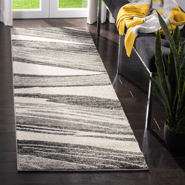 Safavieh Retro Contemporary Elegance Area Rug - Soft Textured Polypropylene, Perfect For Any Home Decor Light Grey ,Ivory Polypropylene Pile Ret2691-7912-6sq