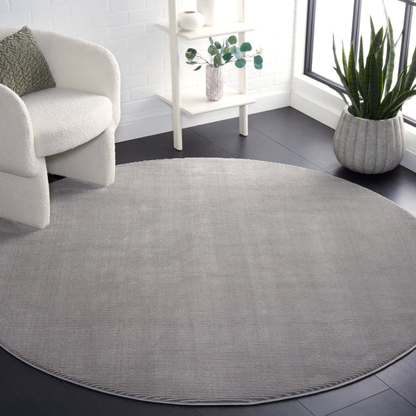 Safavieh Revive Elegant Area Rug - Timeless Chic Design For Home, Durable Power Loomed Construction, Plush Comfort Grey Polyester Rev102f-7