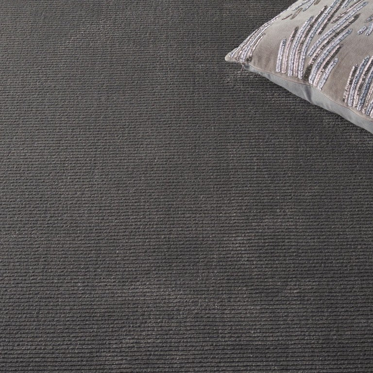 Safavieh Revive Solid Charcoal Power Loomed Recycled Polyester Area Rug for Modern Living Spaces REV102H-7