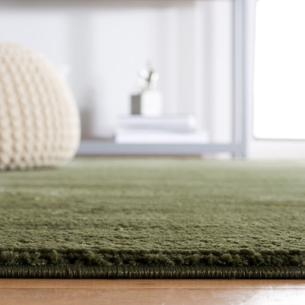 Safavieh Revive Solid Tonal Green Polyester Area Rug Power Loomed in Turkey for Large Living Rooms REV102Y-10