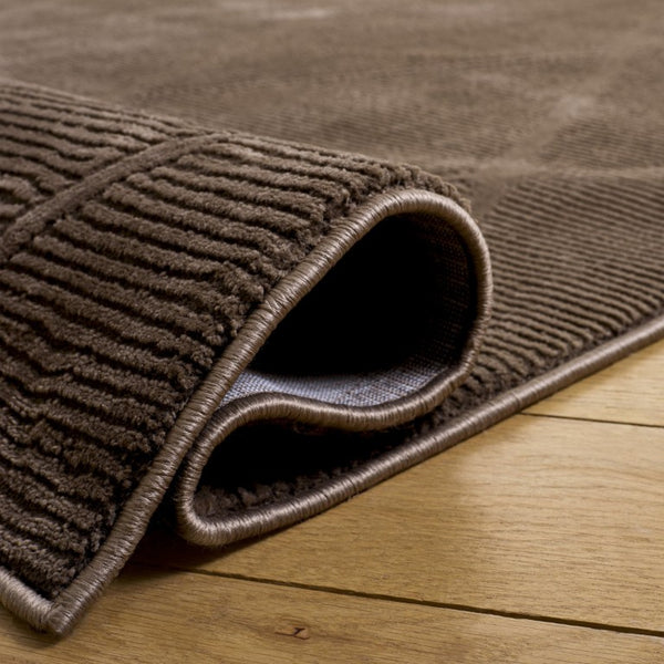 Safavieh Revive Solid Low Pile Area Rug in Recycled Polyester for Modern Living Spaces Brown REV104T-5
