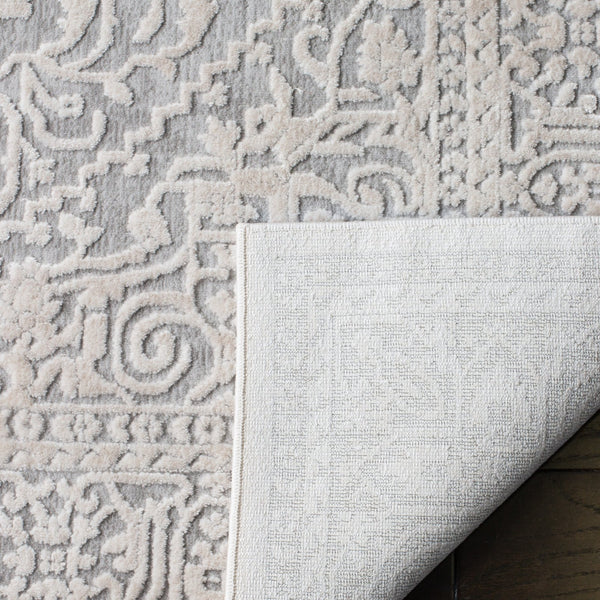 Safavieh Reflection Elegant Round Area Rug - Timeless Floral Motif, Plush Comfort, Perfect For Any Decor Light Grey ,Cream 60% Polyester,40% Polypropylene Rft670c-5ov