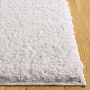 Safavieh Rumi Luxurious Round Shag Area Rug - Elegant Ivory Beige Design For Cozy Home Spaces 6ft 7in Ivory ,Light Beige Polyester Rms110a-8