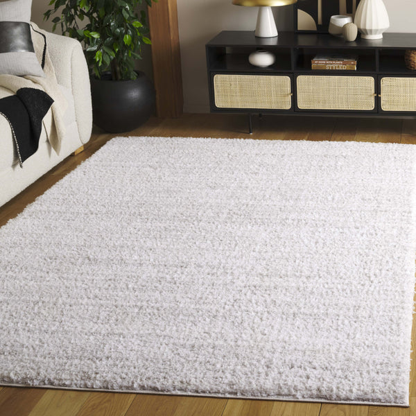 Safavieh Rumi Luxurious Round Shag Area Rug - Elegant Ivory Beige Design For Cozy Home Spaces 6ft 7in Light Grey ,Ivory Polyester Rms110f-28