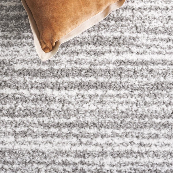 Safavieh Rumi Luxurious Round Shag Area Rug - Elegant Ivory Beige Design For Cozy Home Spaces 6ft 7in Dark Grey ,Ivory Polyester Rms110g-5