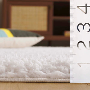 Safavieh Rumi Shag Area Rug - Luxurious Plush Comfort And Modern Elegance For Any Home Décor Style Ivory Polyester Rms120a-4