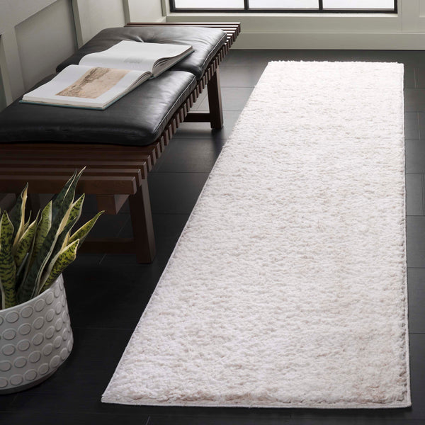 Safavieh Rumi Shag Runner Rug - Luxurious Flokati Style In Soft Beige, Perfect For Hallways & Cozy Spaces Ivory ,Light Beige Polyester Rms124a-7sq