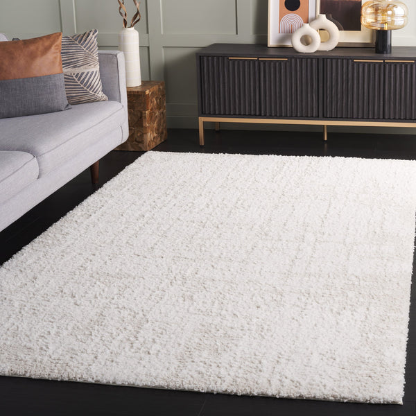 Safavieh Rumi Shag Runner Rug - Luxurious Flokati Style In Soft Beige, Perfect For Hallways & Cozy Spaces Ivory ,Light Beige Polyester Rms124a-7sq