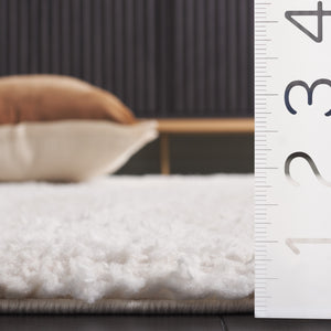 Safavieh Rumi Shag Area Rug - Luxurious Plush Comfort With Elegant Cobblestone Design For Timeless Décor Ivory ,Light Beige Polyester Rms128a-7r