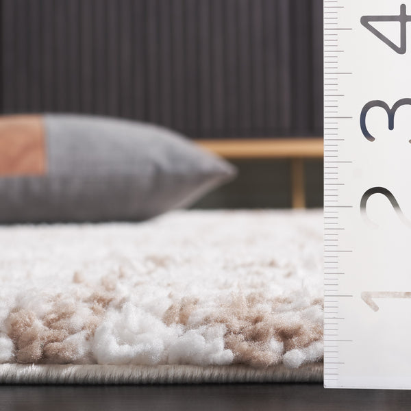 Safavieh Rumi Shag Runner Rug - Luxurious Plush Texture For Timeless Elegance And Cozy Sophistication Beige ,Ivory Polyester Rms132b-7r