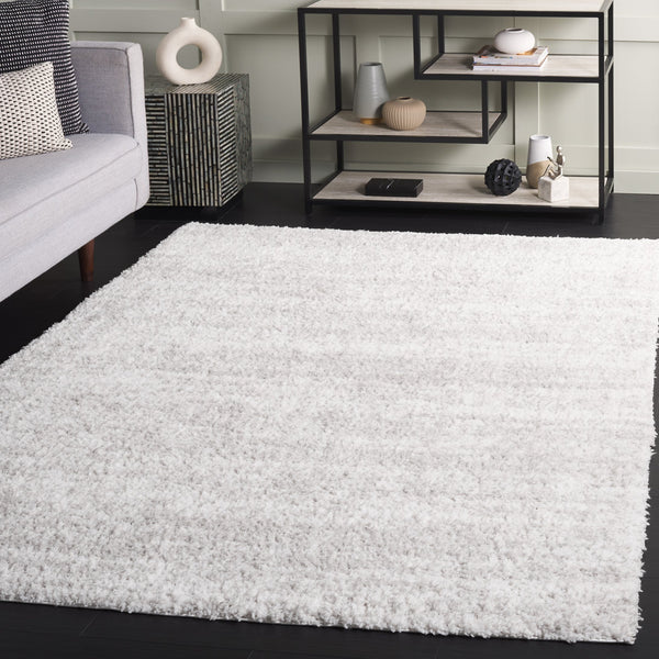 Safavieh Rumi Plush Shag Rug In Sophisticated Grey And Ivory - Elevate Your Home With Timeless Elegance Grey ,Ivory Polyester Rms134f-8