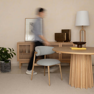 Lh Imports Sculpture Dining Table - Natural Elegance For Small Spaces, Comfortably Seats 4 With Fluted Base Design Brown Oak,Oak Veneer Rns014ns