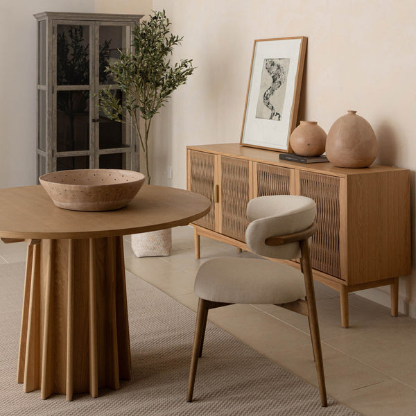 Lh Imports Sculpture Dining Table - Natural Elegance For Small Spaces, Comfortably Seats 4 With Fluted Base Design Brown Oak,Oak Veneer Rns014ns