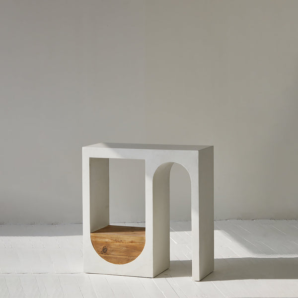 Lh Imports Columbus Console – Stylish Mdf Frame With Concrete Finish & Recycled Pine Shelf For Entryways White,Brown Recycled Pine,Mdf,Concrete Rns070