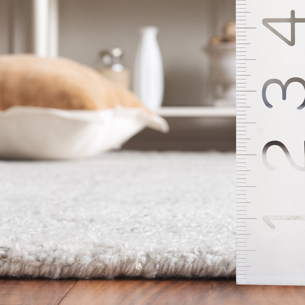 Safavieh Renewal Hand-tufted Area Rug - Luxurious Modern Design For Contemporary Interiors, Eco-friendly & Durable Light Grey 70% Pet Yarn,30% Wool Rnw201g-6r