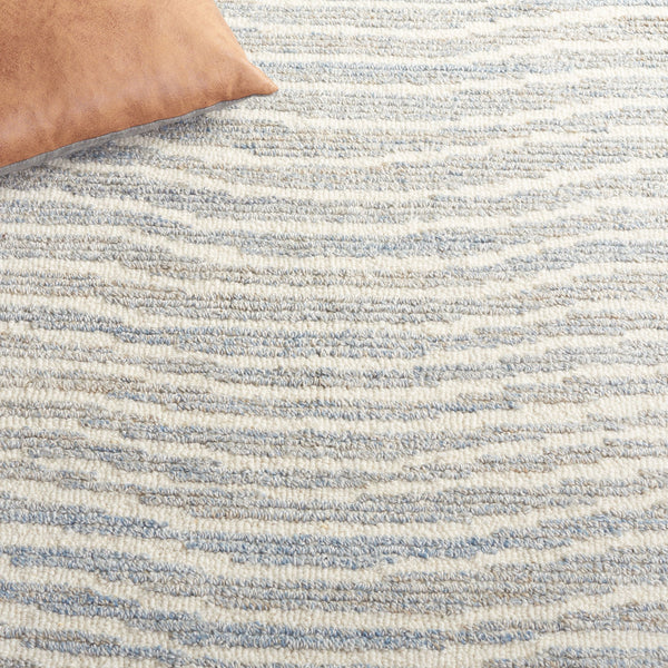 Safavieh Renewal Hand-tufted Area Rug In Soothing Colors For Modern Homes – Elegant Centerpiece For Any Room Light Blue ,Ivory 60% Pet Yarn,30% Wool,10% Cotton Rnw203l-3