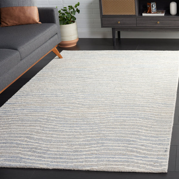 Safavieh Renewal Hand-tufted Area Rug In Soothing Colors For Modern Homes – Elegant Centerpiece For Any Room Light Blue ,Ivory 60% Pet Yarn,30% Wool,10% Cotton Rnw203l-3