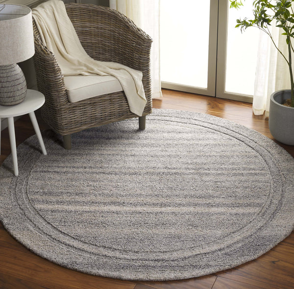 Safavieh Renewal Elegant Handwoven Area Rug - Timeless Comfort & Style For Any Home Decor Space Silver ,Grey Wool,Polyester,& Cotton Rnw211f-6