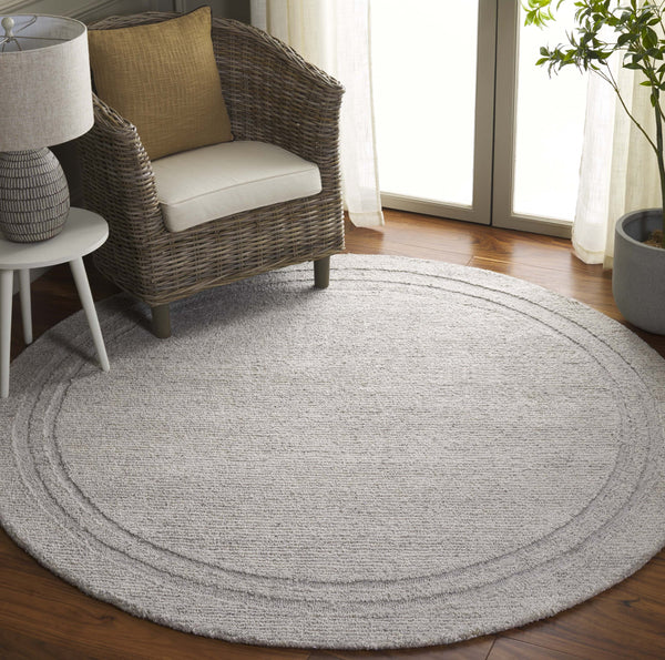 Safavieh Renewal Elegant Handwoven Area Rug - Timeless Comfort & Style For Any Home Decor Space Silver Wool,Polyester,& Cotton Rnw211g-28