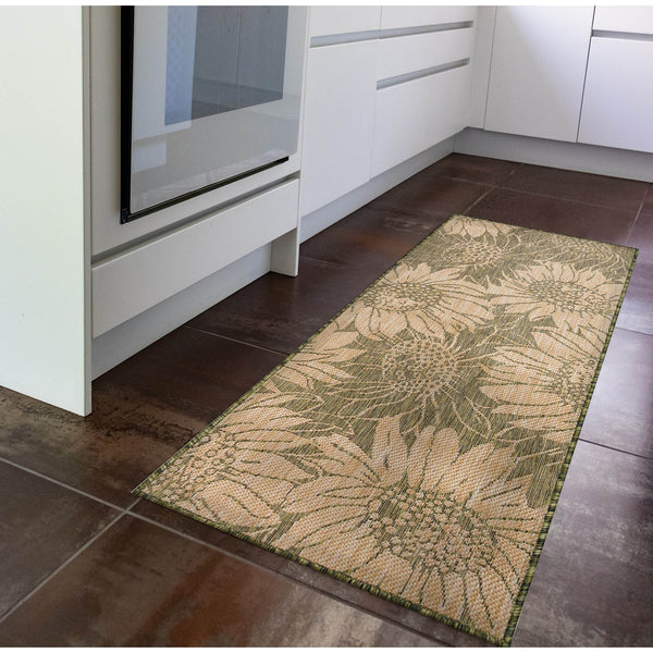 Trans Ocean Liora Manne Carmel Sunflower Field Area Rug - Transitional Botanical Design For Indoor & Outdoor Spaces Green Polypropylene,Polyester Crer5848306