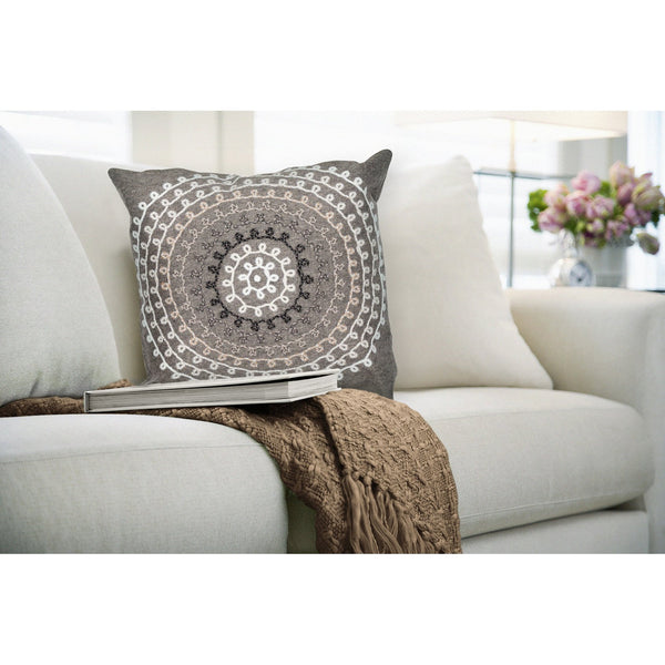 Trans Ocean Liora Manne Visions Iii Indoor/Outdoor Handmade Pillow - Transitional Medallion Artistry In Blue Grey Polyester 7sc2s410547