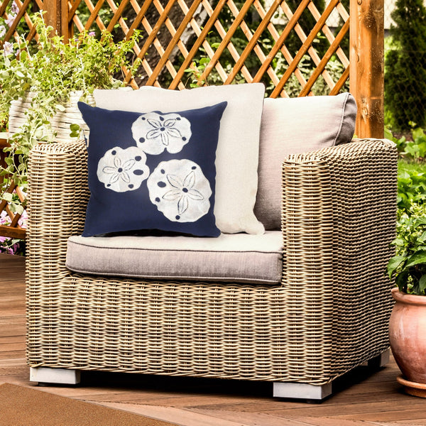 Trans Ocean Liora Manne Visions I Handcrafted Coastal Sand Dollar Pillow - Stylish Indoor/Outdoor Accent Decor Navy Polyester 7sa2s414033