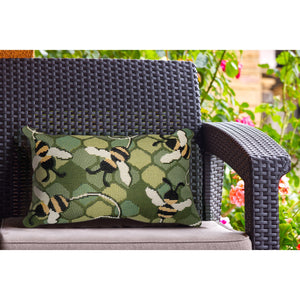 Trans Ocean Liora Manne Marina Bee Free Indoor/Outdoor Pillow - Nature-inspired Design With Buzzing Bees Green Polypropylene,Polyester 7mr5s958506