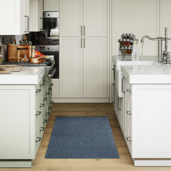 Trans Ocean Liora Manne Avalon Durable Indoor/Outdoor Area Rug With Elegant Texture For Casual Spaces Navy Polypropylene Avo23671033