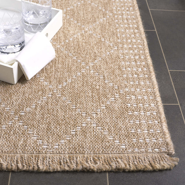 Safavieh Retreat Stylish Turkish Area Rug For Indoor & Outdoor Use - Soft, Durable, Versatile Decor Choice Natural ,Ivory 87% Polypropylene,13% Polyester Rte254b-9