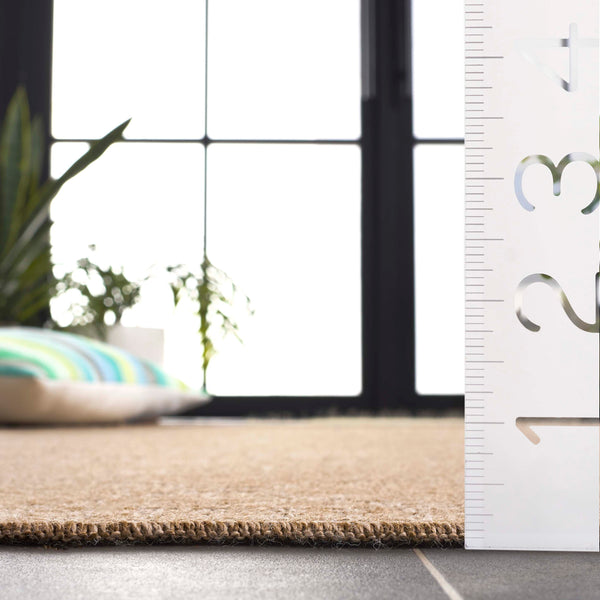 Safavieh Retreat Stylish Turkish Area Rug For Indoor & Outdoor Use - Soft, Durable, Versatile Decor Choice Natural ,Ivory 87% Polypropylene,13% Polyester Rte254b-9