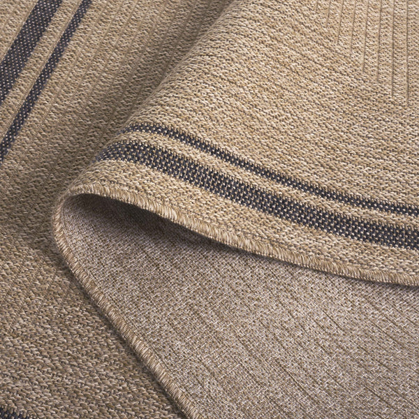 Safavieh Retreat Elegance Area Rug - Versatile Indoor/Outdoor Design For Ultimate Style And Comfort In Any Space Natural ,Black 87% Polypropylene,13% Polyester Rte260b-4