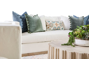 Essentials For Living Roma Coffee Table - Elegant Round Design With Whitewash Finish & Reclaimed Pine For Your Living Room White Wash Pine Solid Reclaimed Pine,Reclaimed Pine Veneer,Mdf 8104.Ww-pne