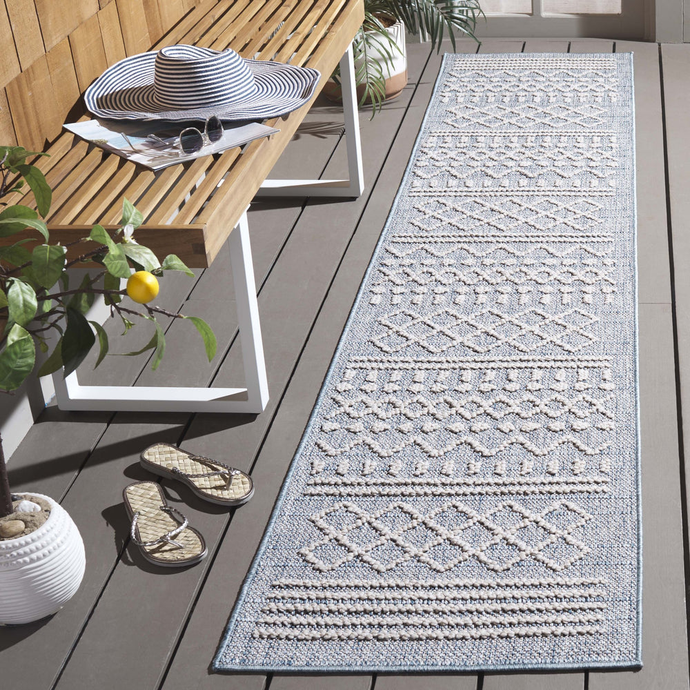 Safavieh Santorini Area Rug - Elegant Grey And Ivory Design, Durable Power Loomed Indoor/Outdoor Versatility Blue ,Ivory 92% Polypropylene,8% Polyester San102m-8
