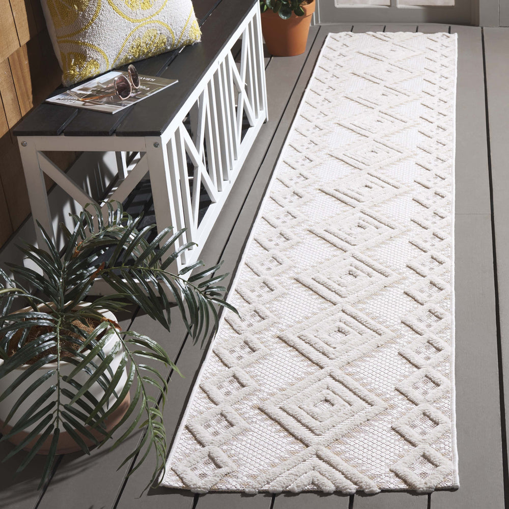 Safavieh Santorini Area Rug - Durable, Elegant Design In Soft Hues For Indoor/Outdoor Spaces, 8'x10' Size Ivory ,Beige 88% Polypropylene,12% Polyester San106a-4