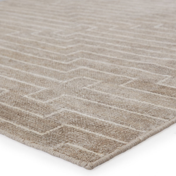 Jaipur Living Jaipur Living Alloy Hand Loomed Rayon Striped Rug for Modern Bedroom or Room RUG148904