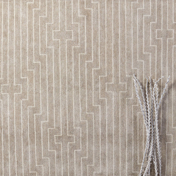 Jaipur Living Jaipur Living Alloy Hand Loomed Rayon Striped Rug for Modern Bedroom or Room RUG148904