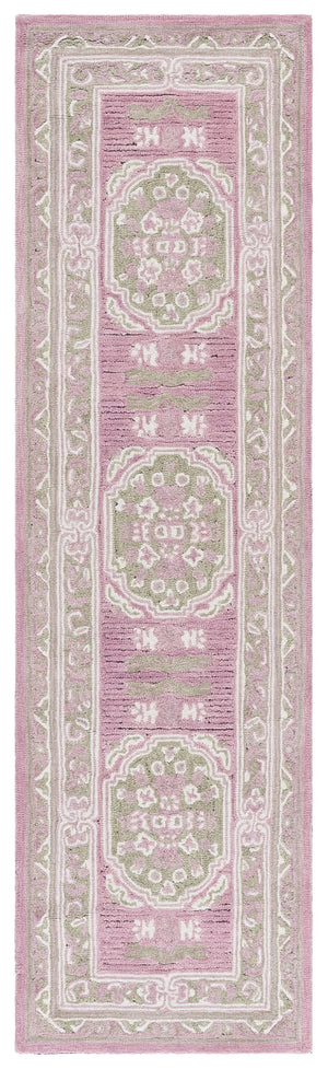 Safavieh Savonnerie Elegant Hand-tufted Runner Rug – Luxurious Floral Design For Timeless Home Decor Olive ,Pink 80% Wool 20% Cotton Sav401x-28