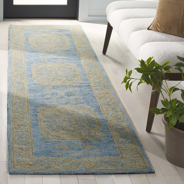 Safavieh Savonnerie Hand Tufted Runner Rug – Elegant Medallion Design Crafted From Wool & Cotton For Comfort Blue ,Beige 80% Wool 20% Cotton Sav404m-28