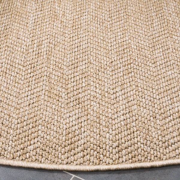 Safavieh Sisal Inspired All Weather Polypropylene Round Rug for Living Rooms and Sunrooms 7'-9" x 7'-9" Round SAW402B-8R
