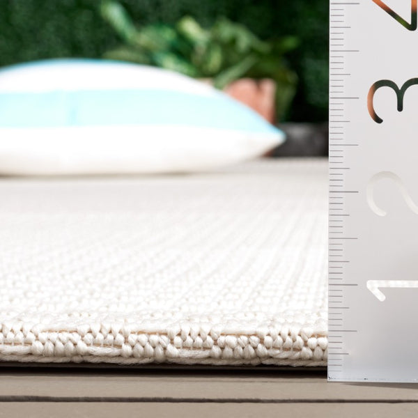 Safavieh Sisal Inspired Ivory Area Rug Woven Polypropylene Texture for Living Rooms and Entryways Off White 3'-0" x 5'-0" SAW640A-3
